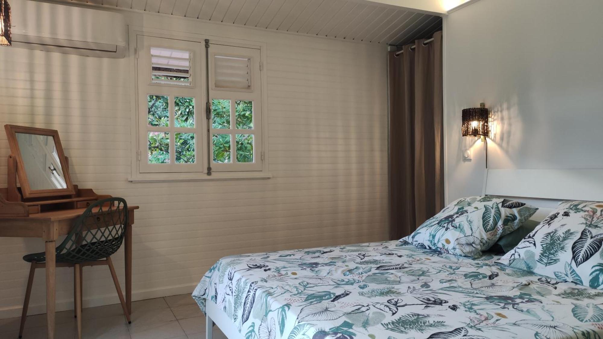 Les Coulirooms - Suite Avec Jacuzzi Et Grande Terrasse Sainte-Anne  Esterno foto